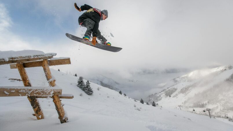 A Guide To Snowboarding In Verbier