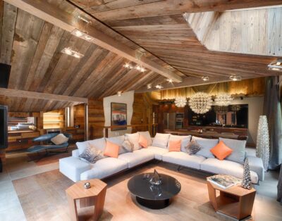 Cap Crystal Lodge
