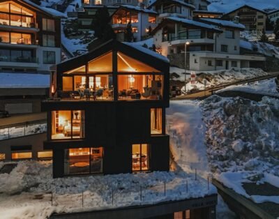 Villa Volt